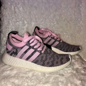 Adidas originals NMD R2 pink running shoes size 10
